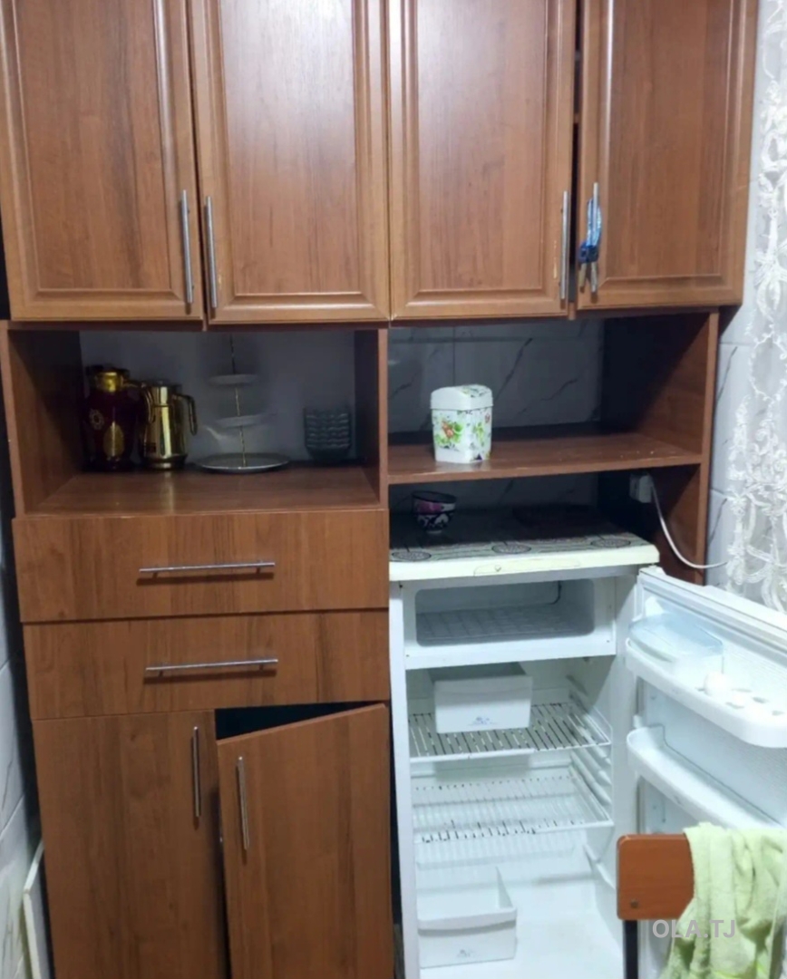 4 комнатная квартира, 1 этаж, 80 м²