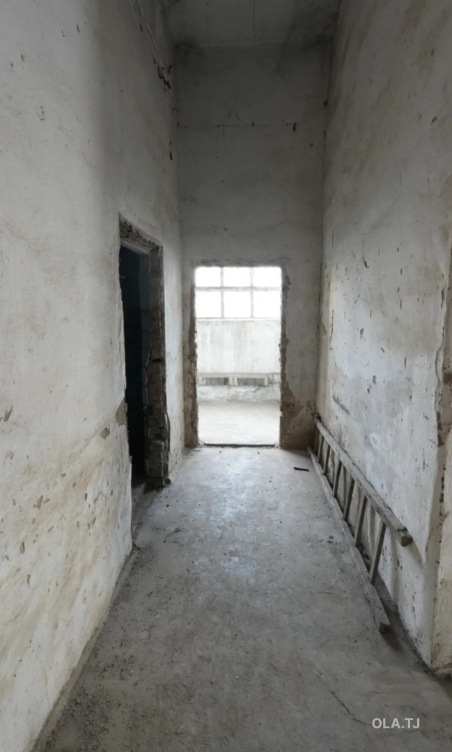 Помещение под магазин / салон, 86м², вахдат