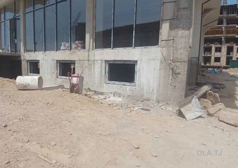 Склад на продажу, 313 м²