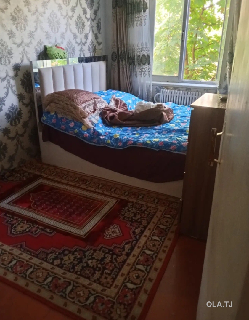 5 комнатная квартира, 4 этаж, 105 м²