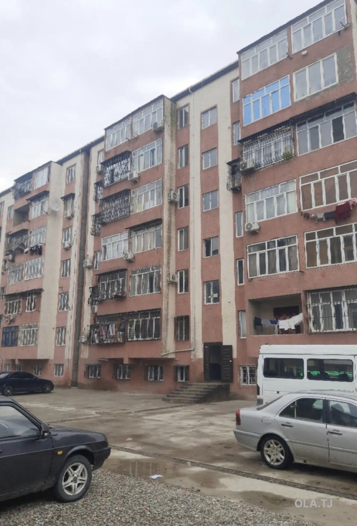 1 комнатная квартира, Цокольный этаж, 33 м²