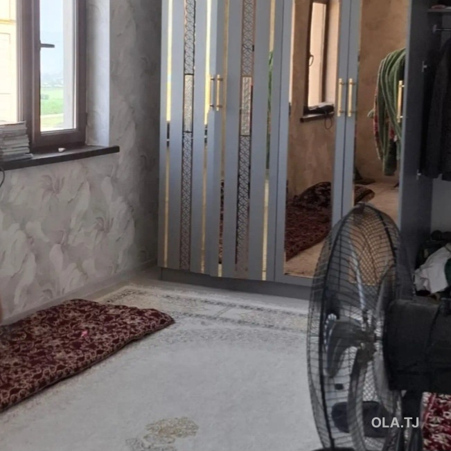 4 комнатная квартира, 9, 106 м²