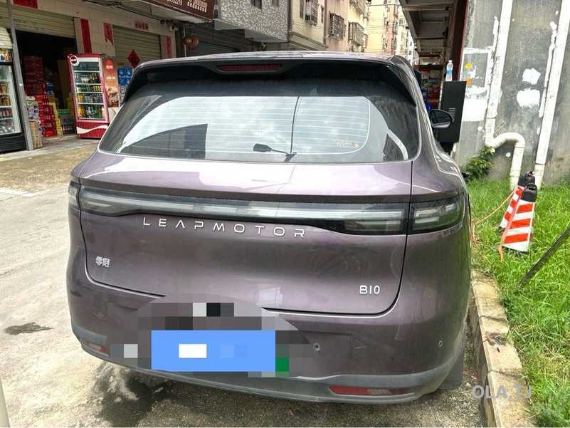 Leapmotor B10,  2025
