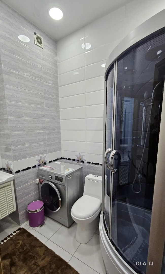 3 комнатная квартира, 6 этаж, 130 м²