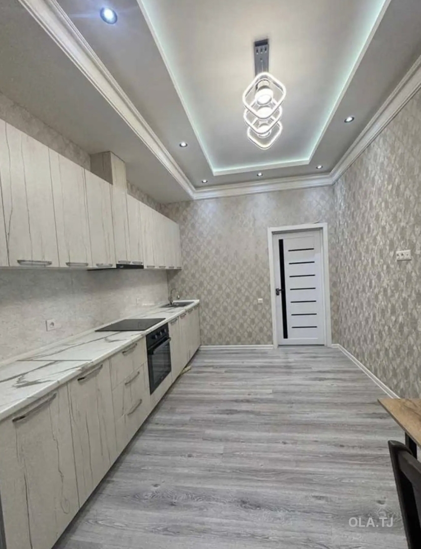 3 комнатная квартира, 2 этаж, 110 м²