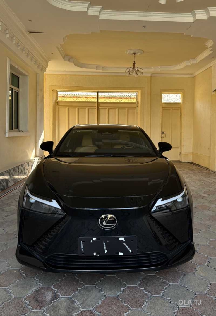 Lexus Другая модель,  2024