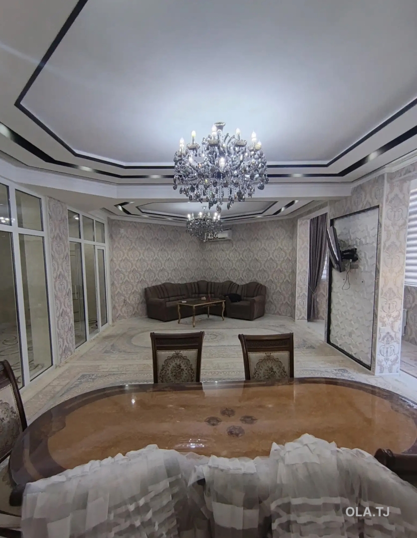 3 комнатная квартира, 2 этаж, 110 м²