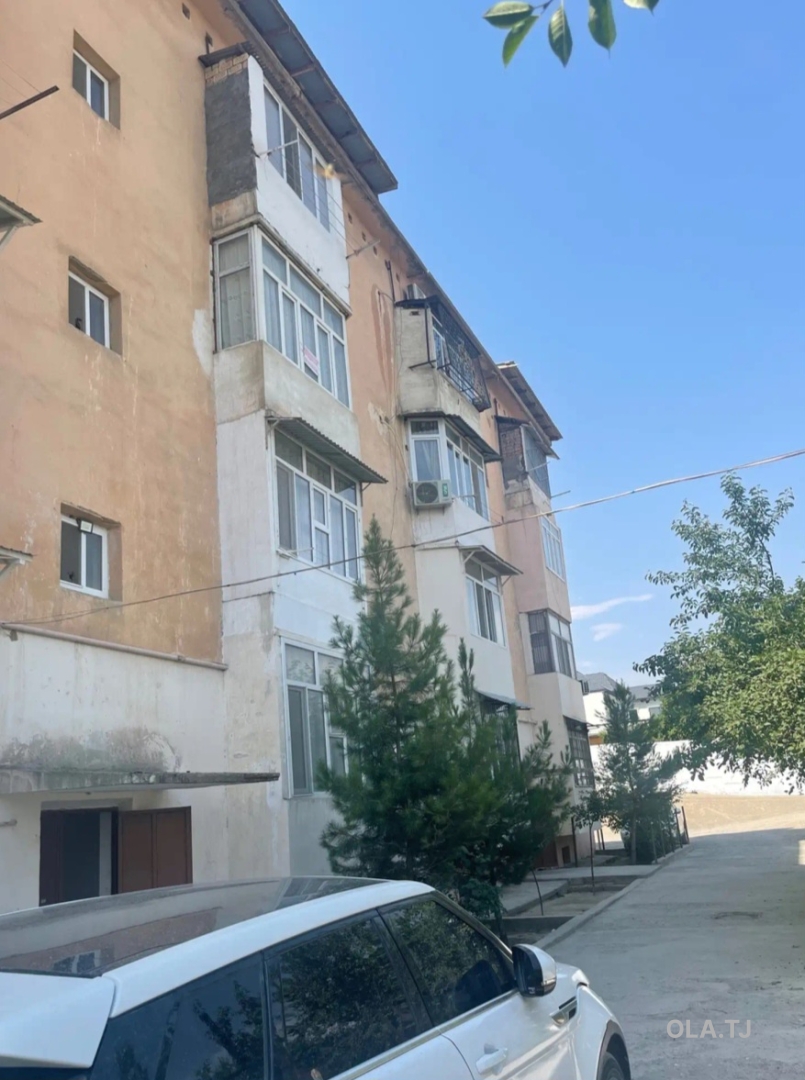 3 комнатная квартира, 3 этаж, 82 м²