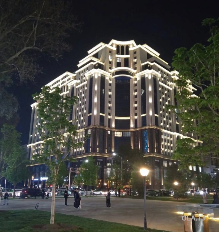 3 комнатная квартира, 5 этаж, 135 м²