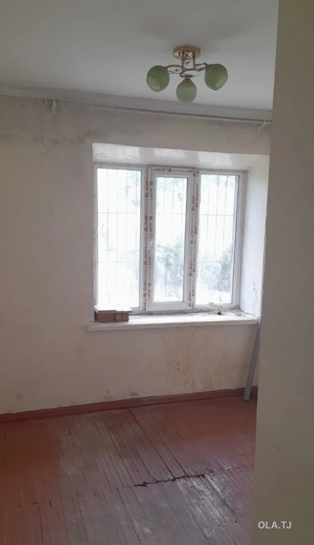 2 комнатная квартира,  этаж,