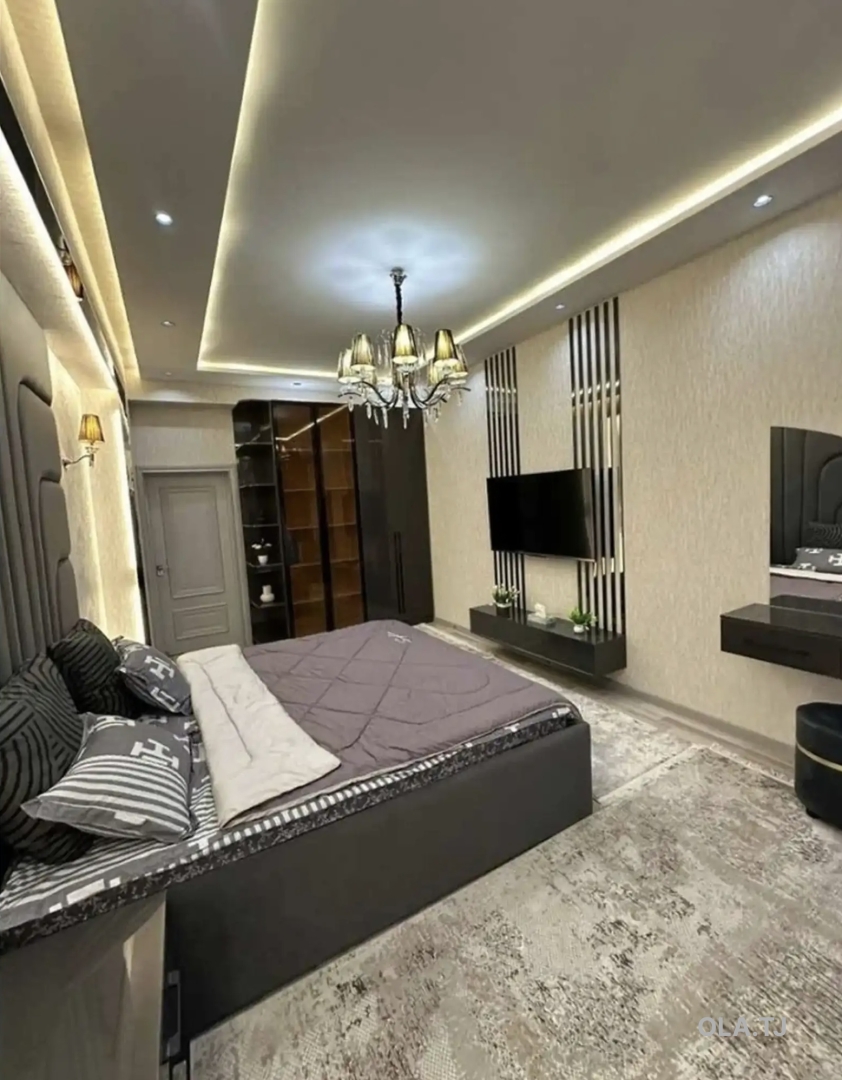 3 комнатная квартира, 11 этаж, 105 м²