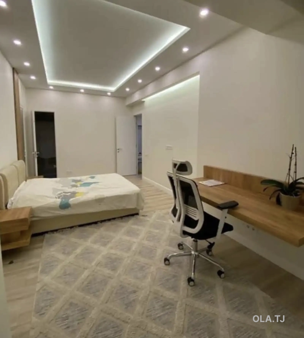 3 комнатная квартира, 14 этаж, 100 м²
