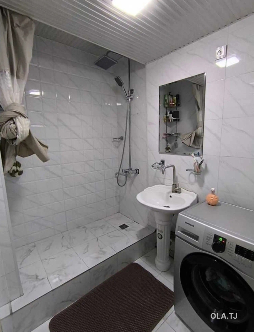 5 комнатная квартира, 3 этаж, 90 м²