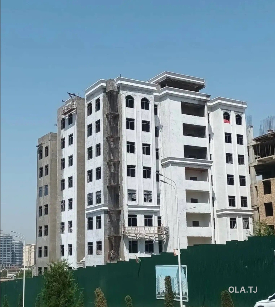 Помещение под свободное назначение, 400м², н.Исмоили Сомони,Альфемо