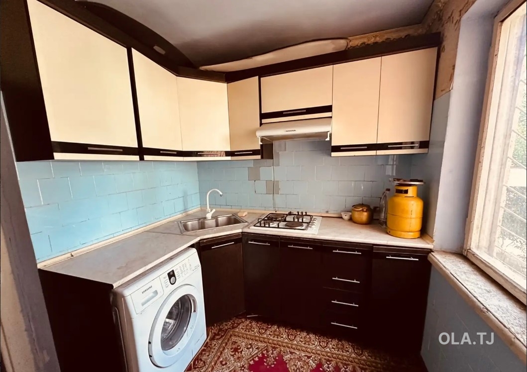 Комната в 3 комнатной квартире, 1/,