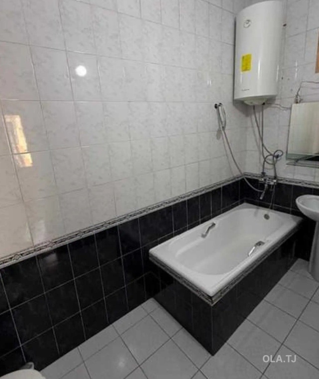6 комнатная квартира, 1 этаж, 300 м²