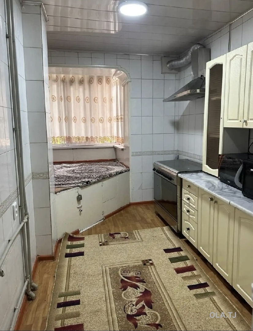 3 комнатная квартира, 2 этаж, 75 м²