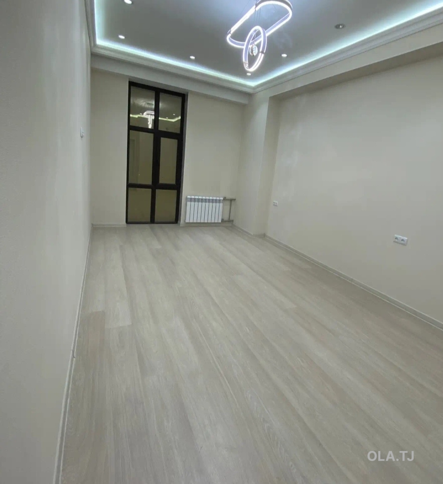 4 комнатная квартира, 9, 130 м²