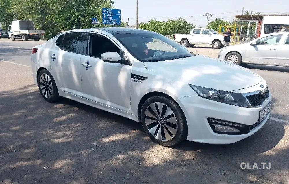 Kia K5,  2011