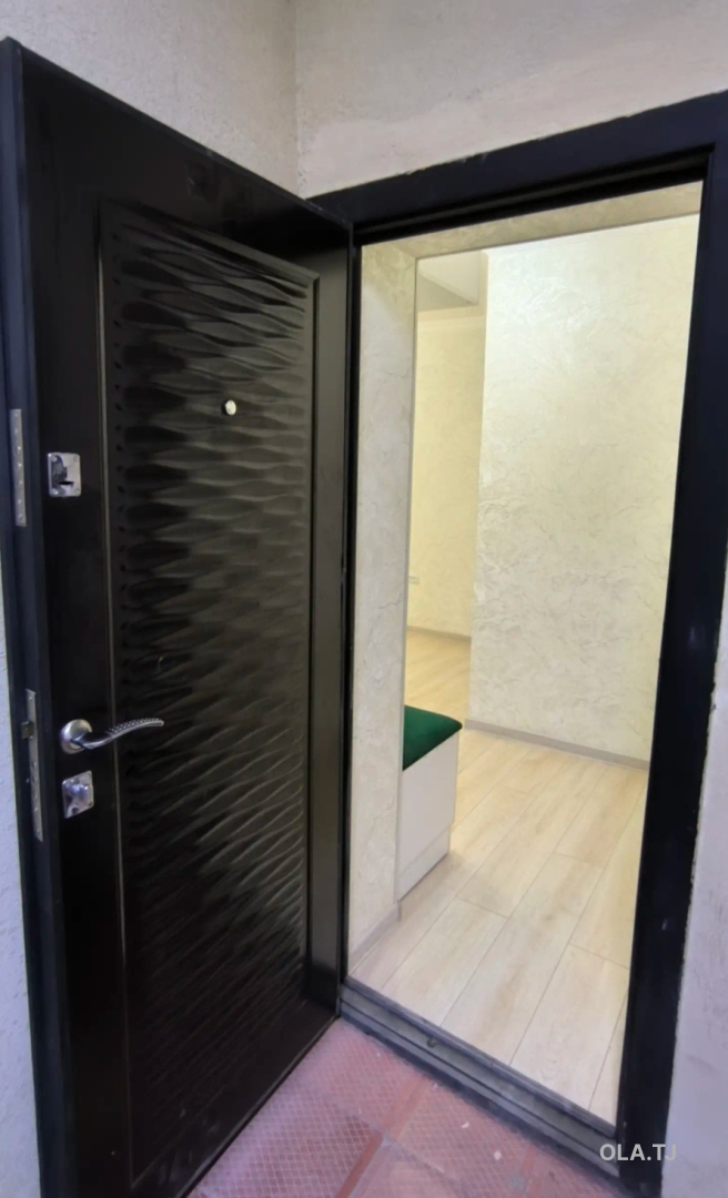 3 комнатная квартира, 2 этаж, 1 м²