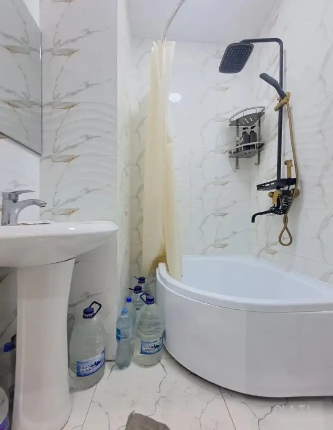 2 комнатная квартира, /, 64 м²