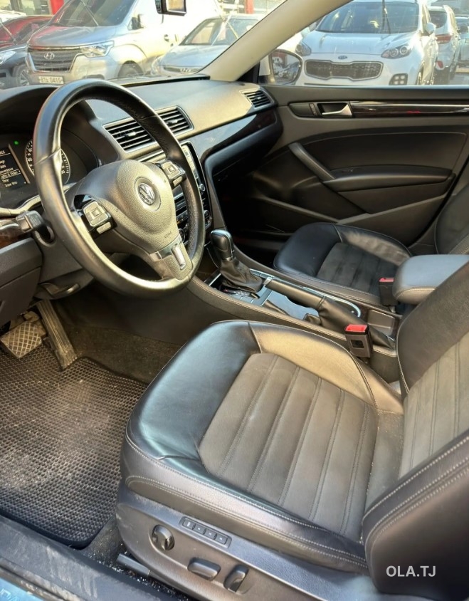 Volkswagen Passat,  2014