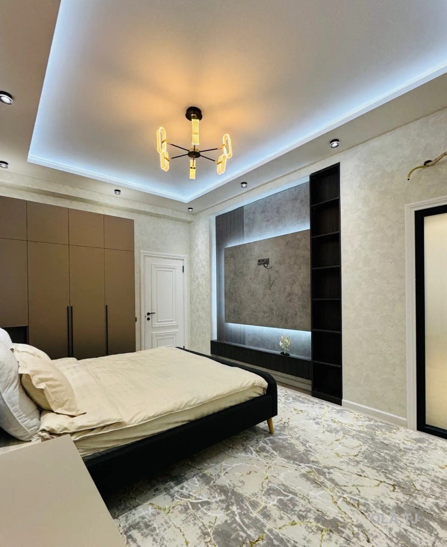 4 комнатная квартира, 3, 88 м²