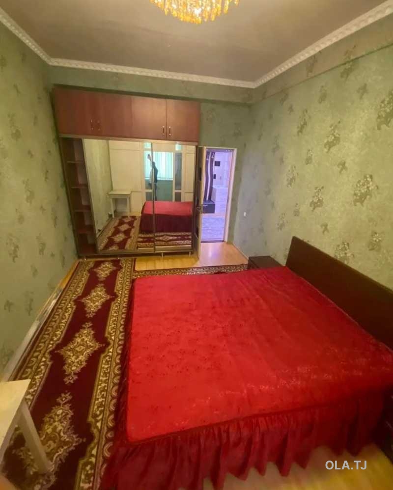 3 комнатная квартира, 2 этаж, 100 м²