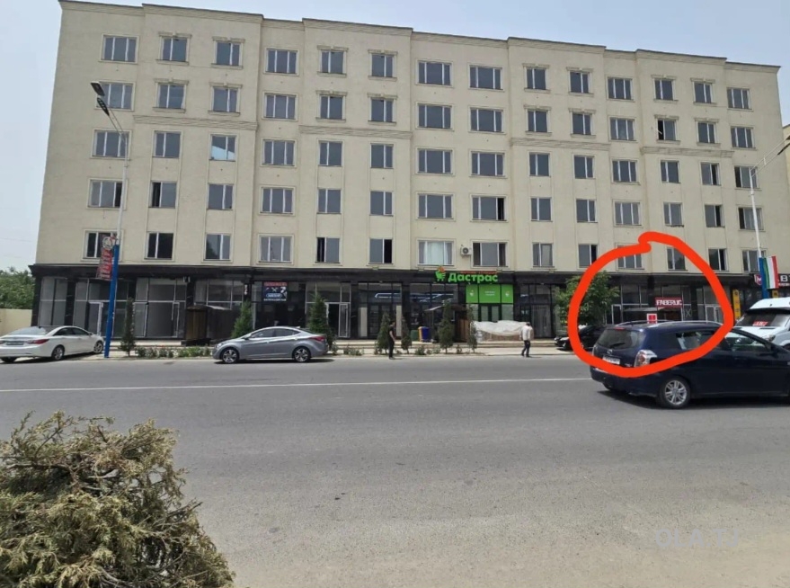 Помещение под магазин / салон, 92м², кучаи Рудаки