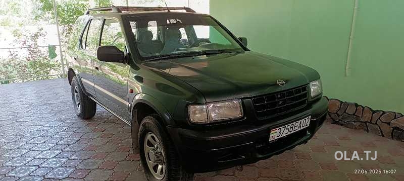 Opel Frontera,  2001