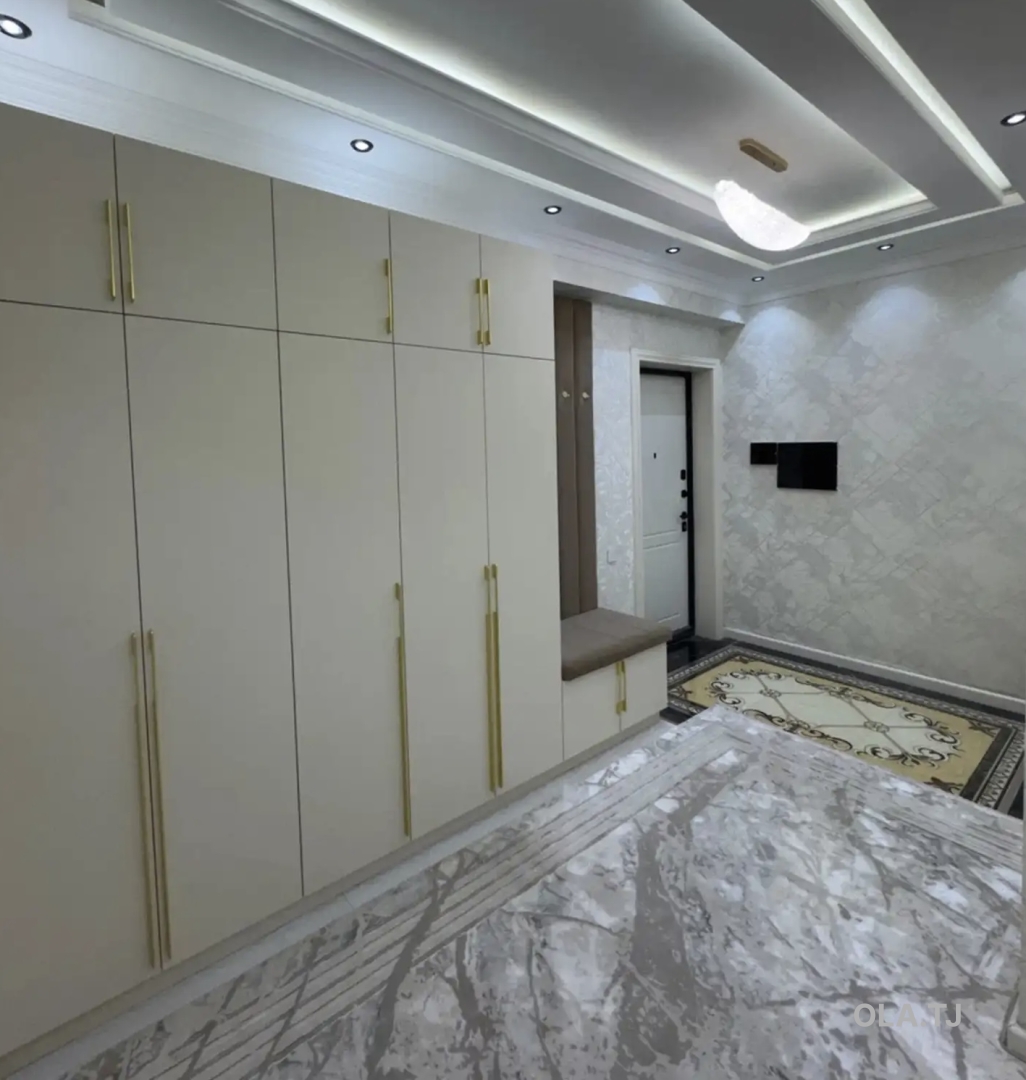 3 комнатная квартира, 3 этаж,