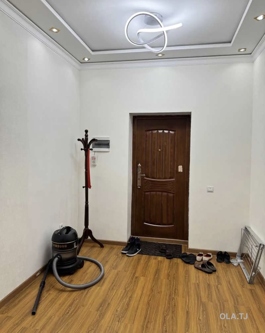 2 комнатная квартира, 8 этаж, 106 м²