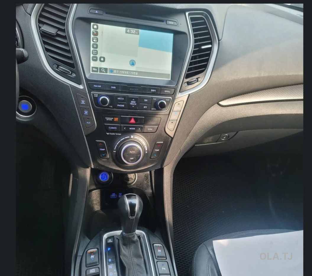 Hyundai Santa Fe,  2016