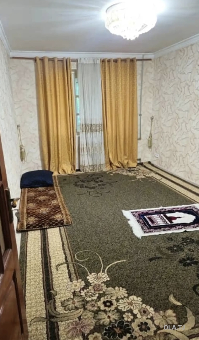 3 комнатная квартира, 2 этаж, 80 м²