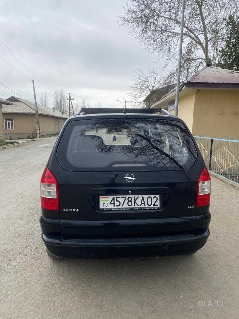 Opel Zafira,  2004