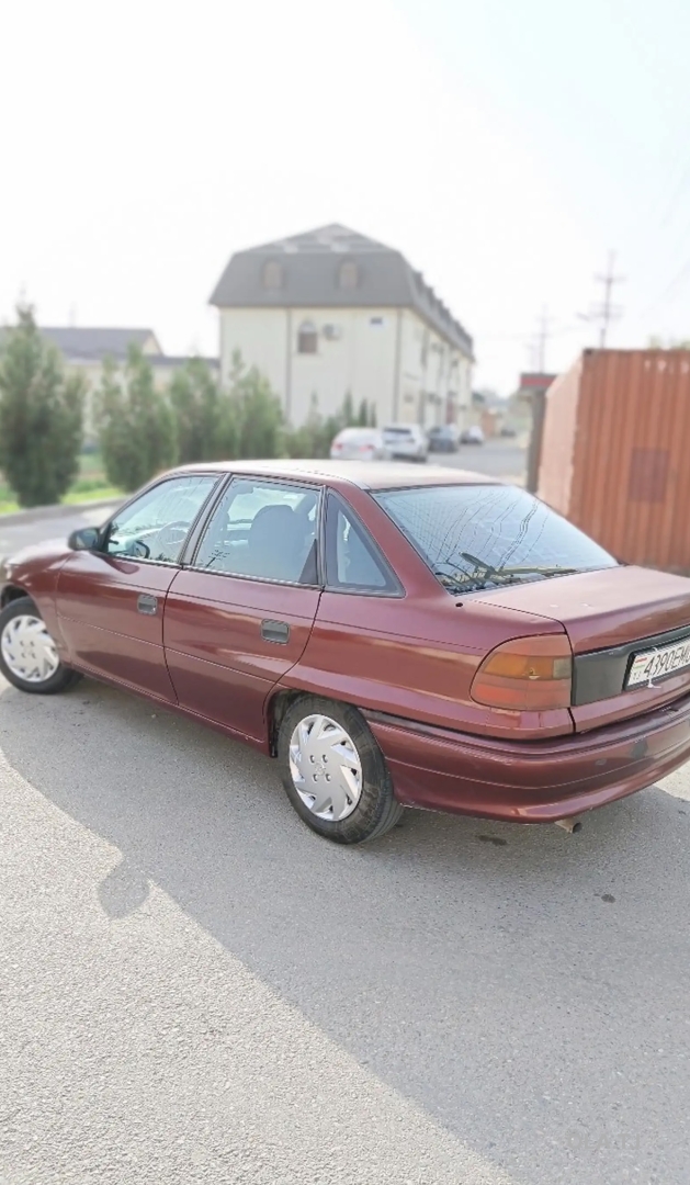 Opel Astra F,  1993