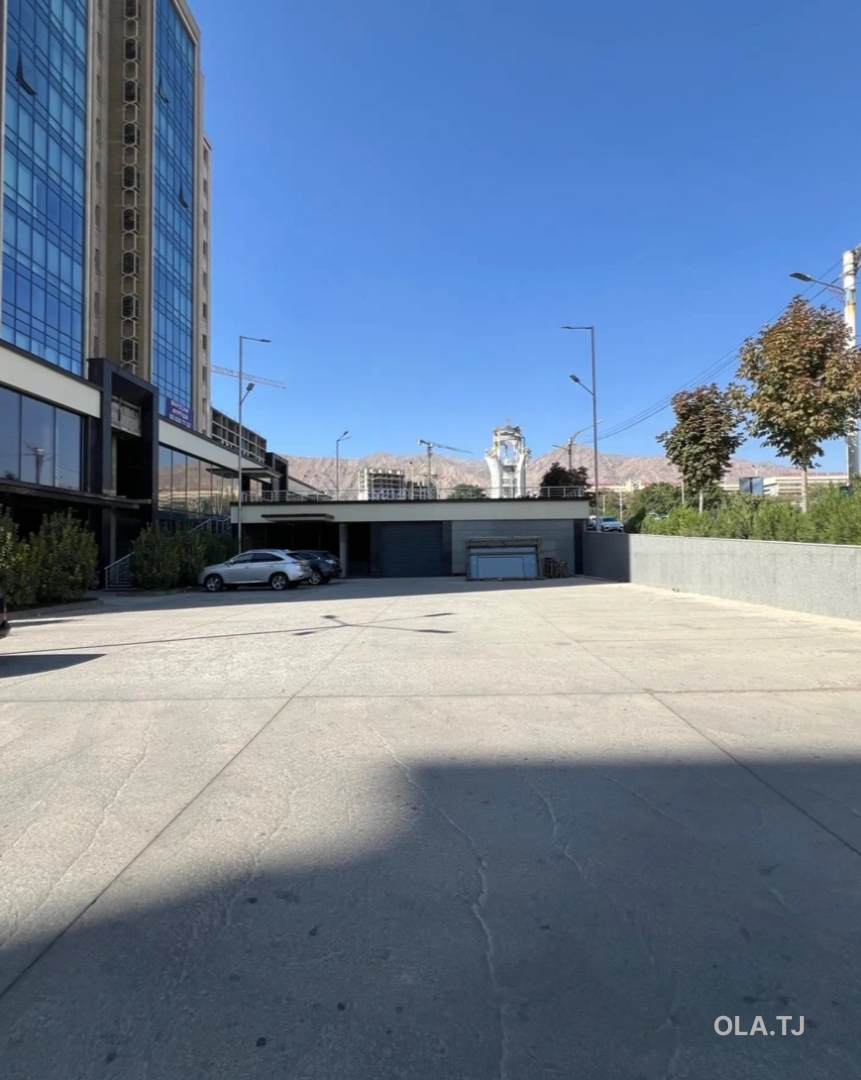 Офис в аренду, В бизнес-центре, 168 м²