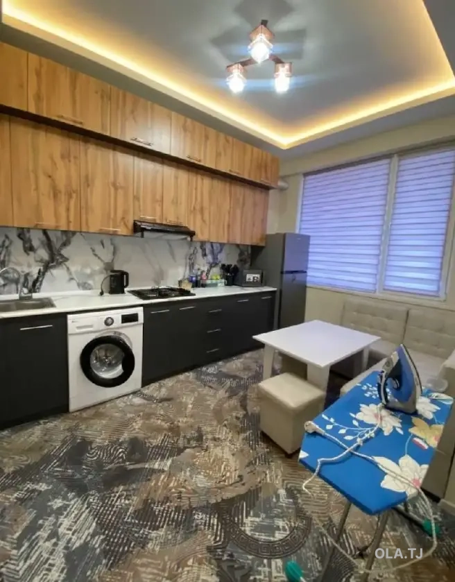 3 комнатная квартира, 9 этаж, 65 м²