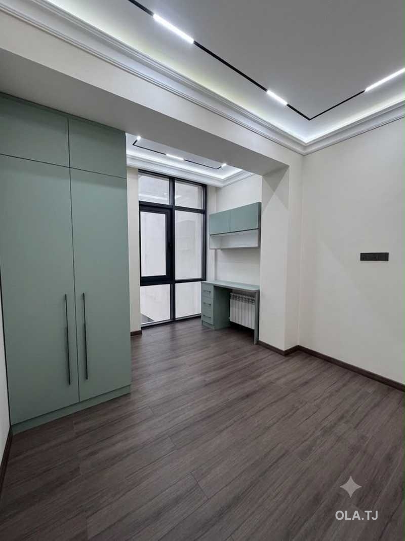 3 комнатная квартира, 14 этаж, 72 м²