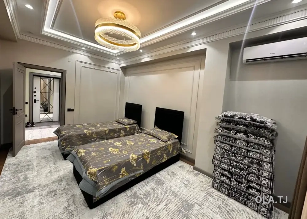 3 комнатная квартира, 3 этаж, 90 м²