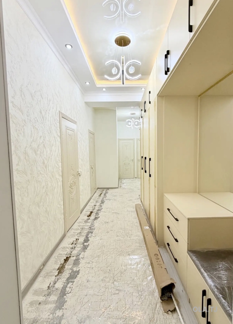 2 комнатная квартира, 3 этаж, 80 м²