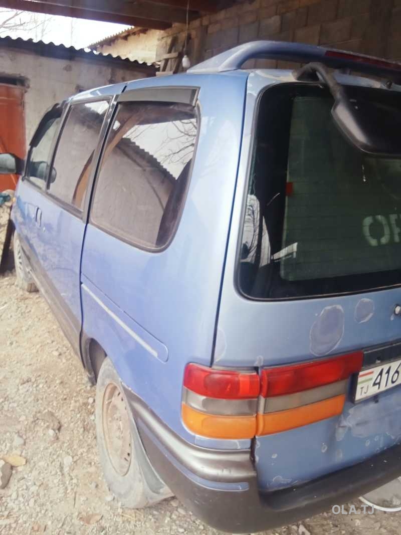 Минивэн Nissan Serena, 1995