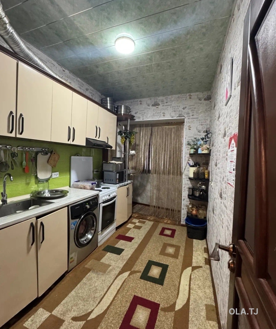 4 комнатная квартира, 3, 90 м²