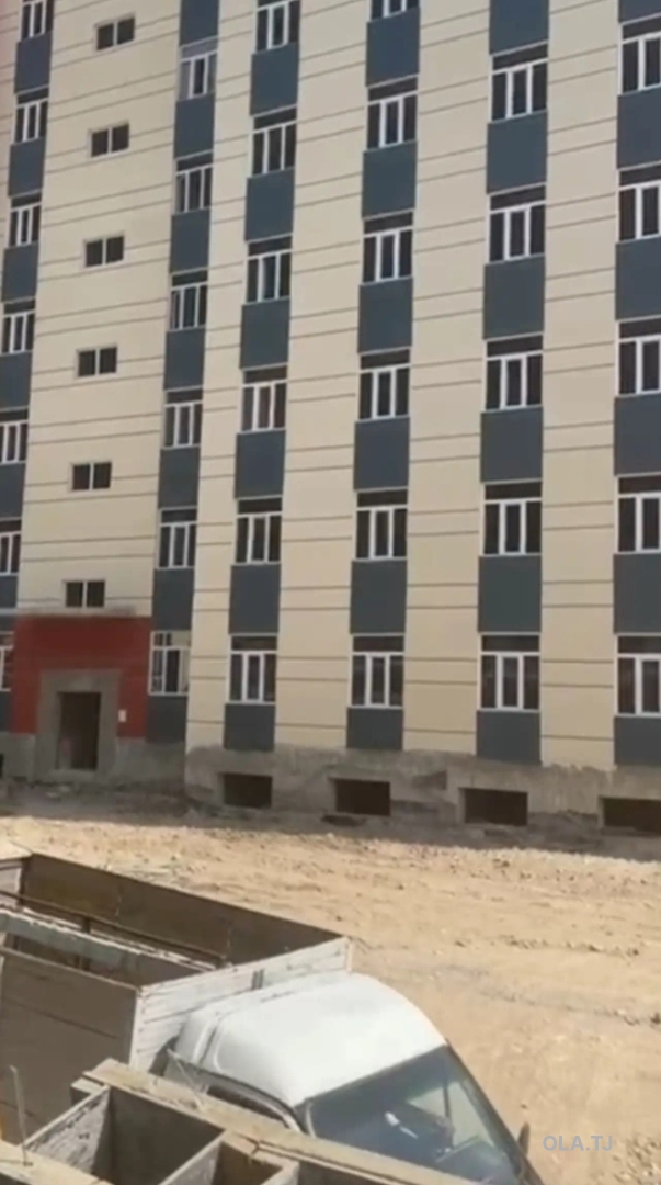 Склад на продажу, 415 м²