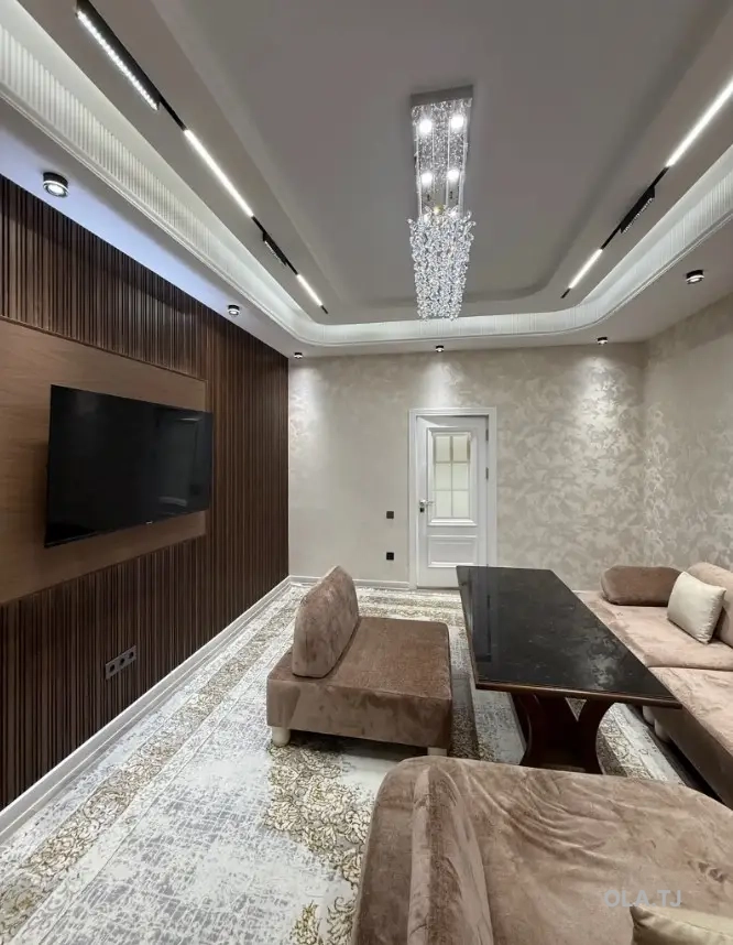 2 комнатная квартира, 10/, 92 м²