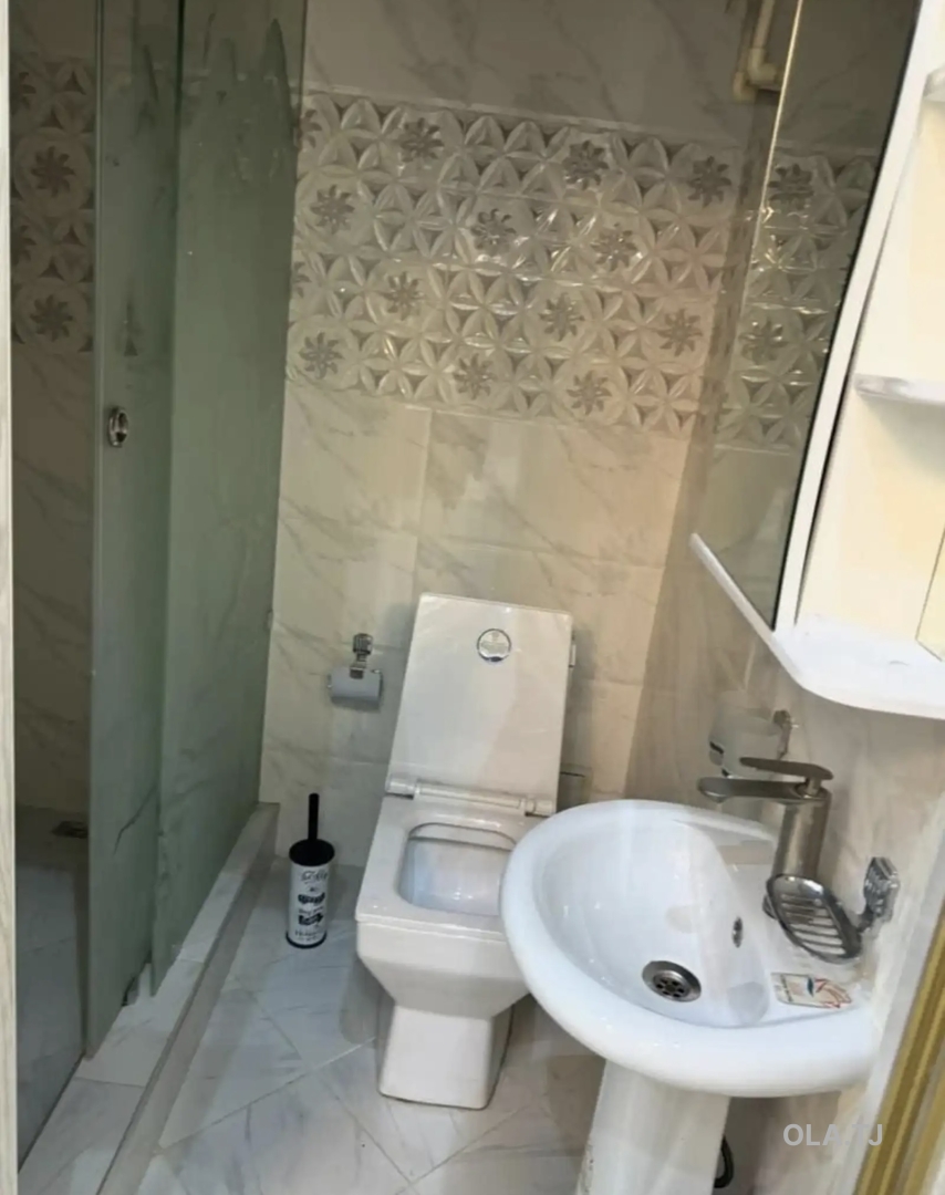3 комнатная квартира, 8 этаж,