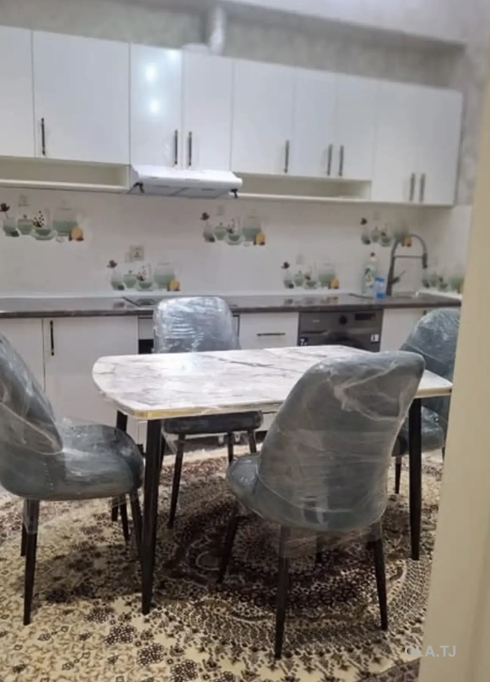 3 комнатная квартира, 10 этаж, 90 м²