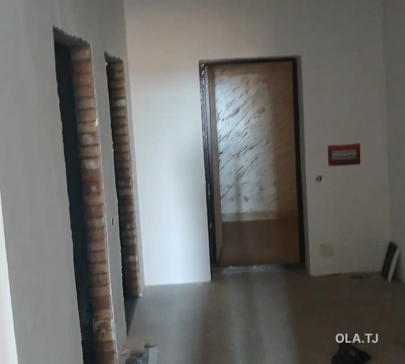 3 комнатная квартира, 1 этаж, 97 м²