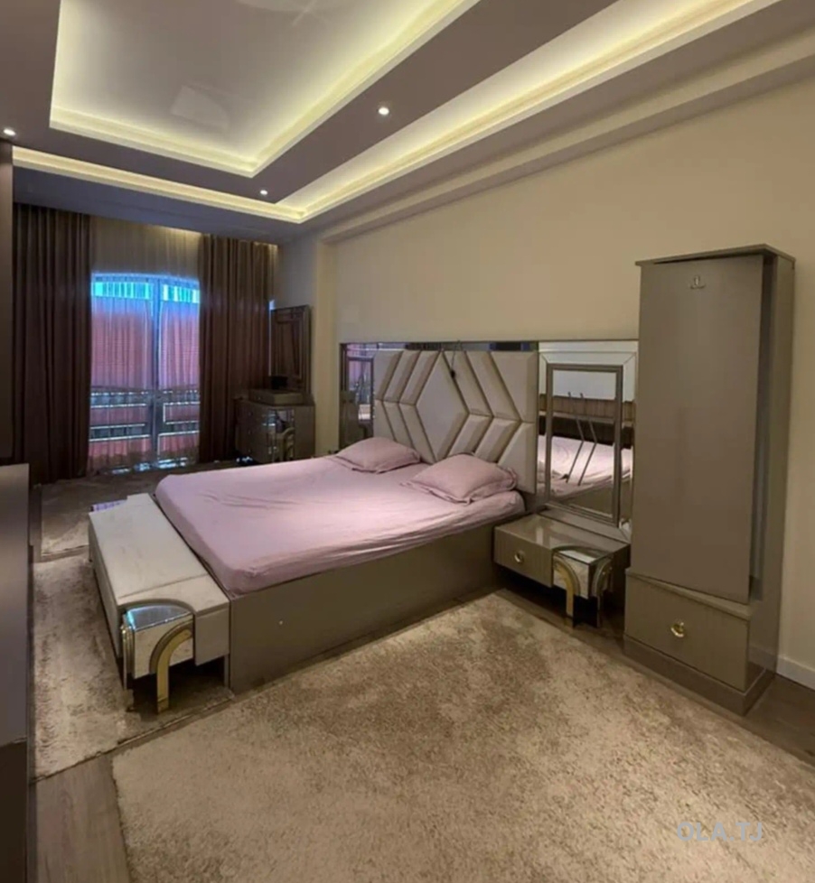 6 комнатная квартира, 9 этаж, 300 м²