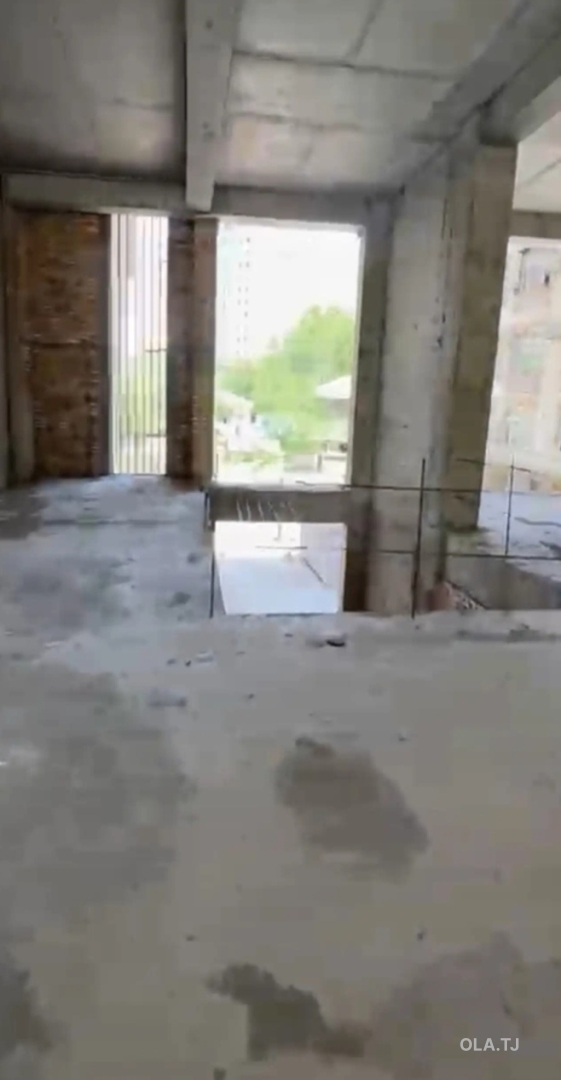 Помещение под магазин / салон, 1200м², голубой экран,,лаби рох